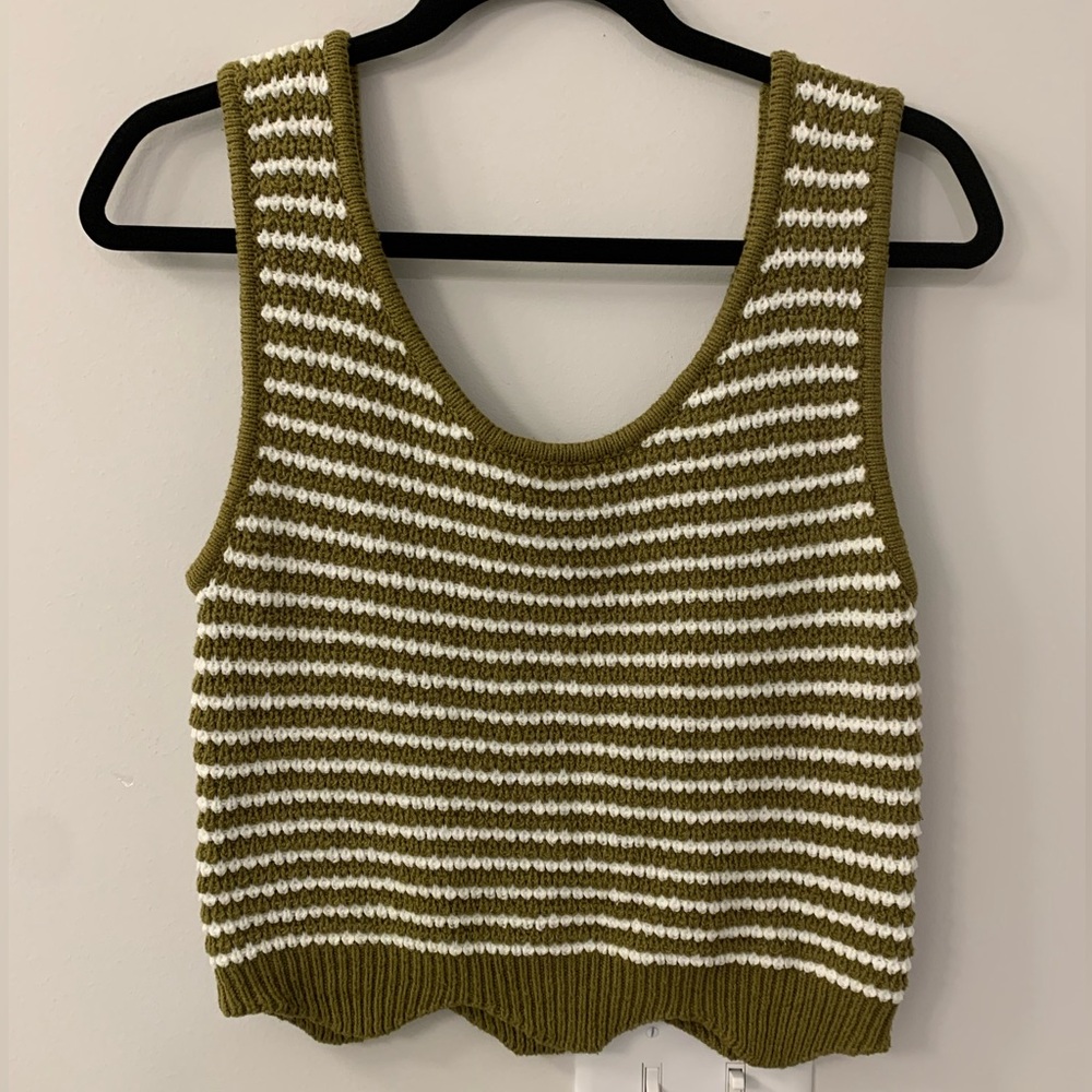 Fabrik cropped sweater tank top